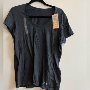 NWT Under Armour black tee xl